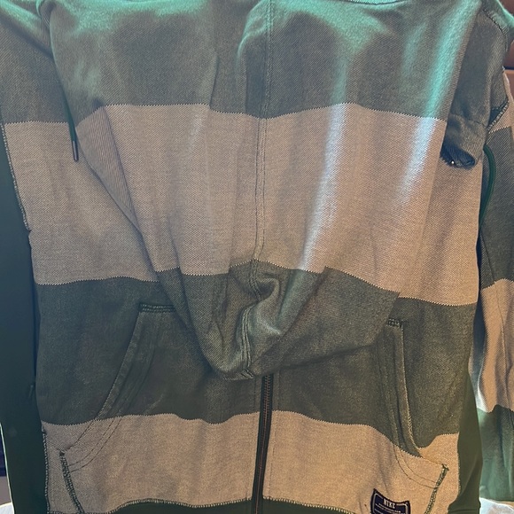 Nike Dri-fit zip front jacket. - Picture 11 of 12